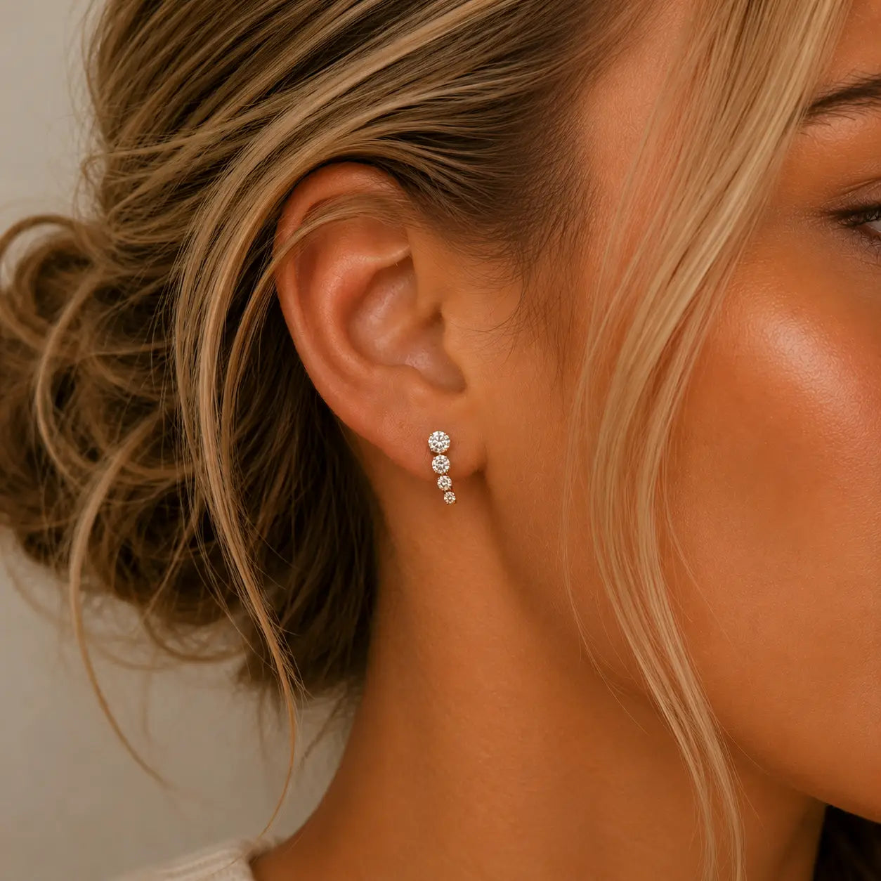 Mini Crawler - White Cz Gold Earrings