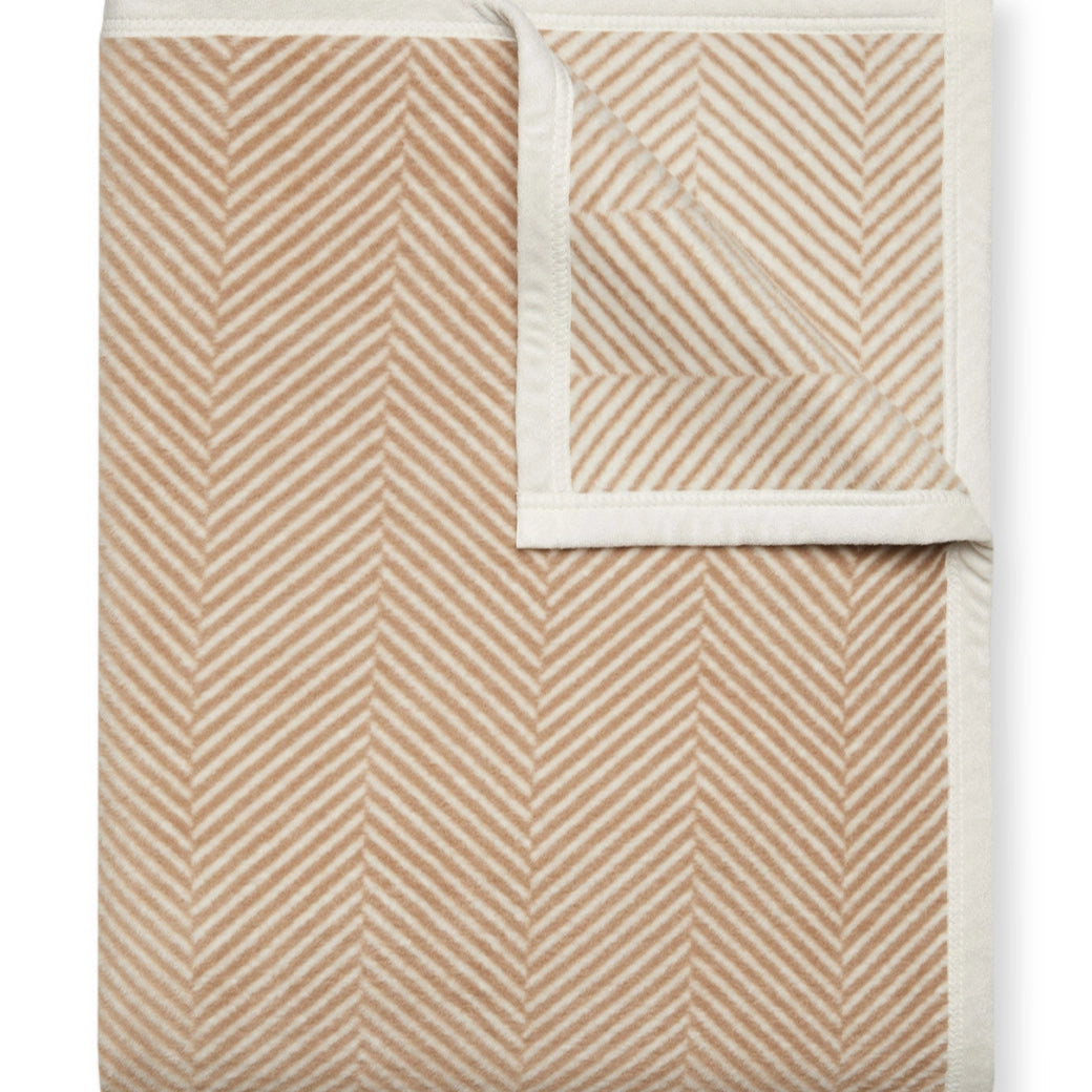 Chappywrap Harborview Herringbone Tan Blanket