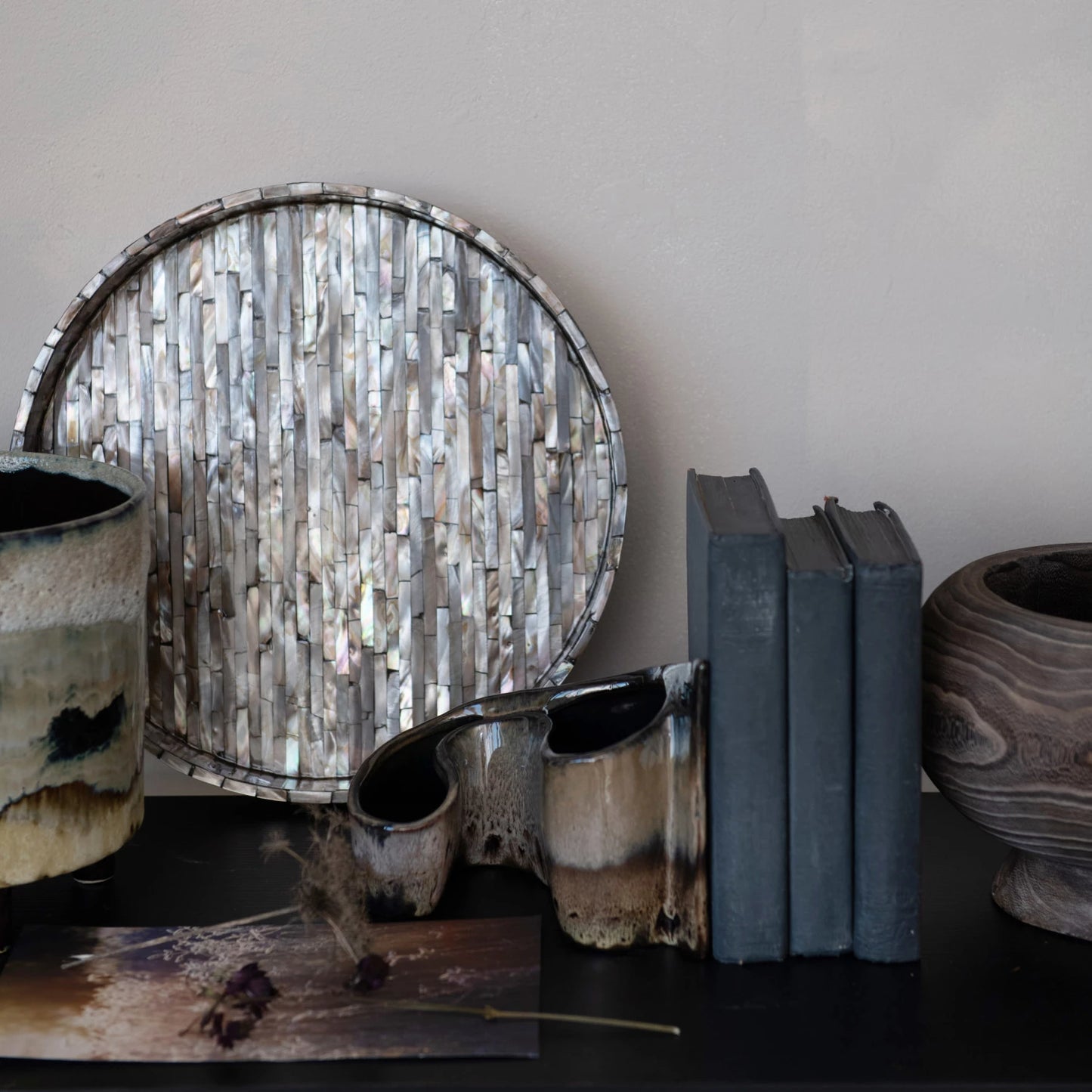 Black Mother of Pearl Round Tray
