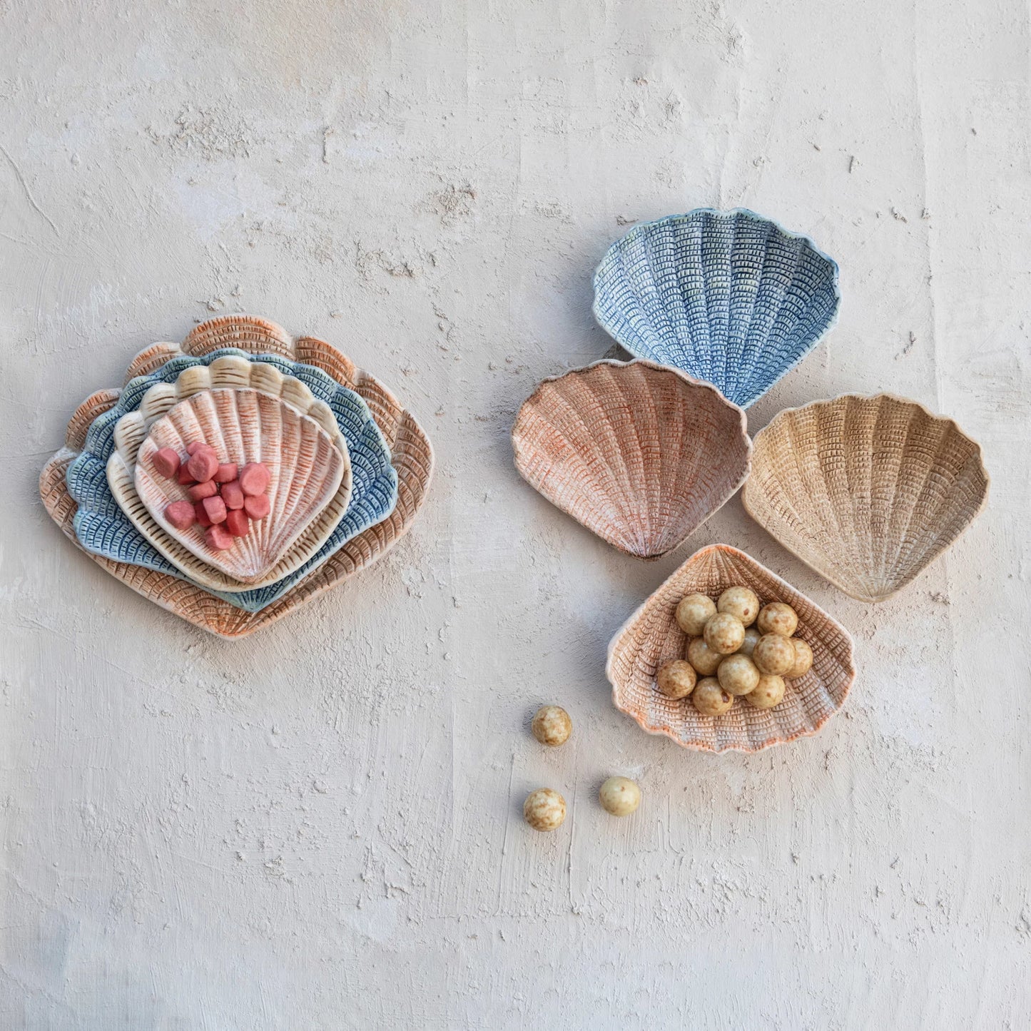 Painted Shell Shaped Dishes