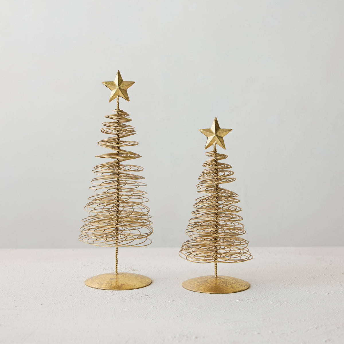 Gold Wire Christmas Tree with Star