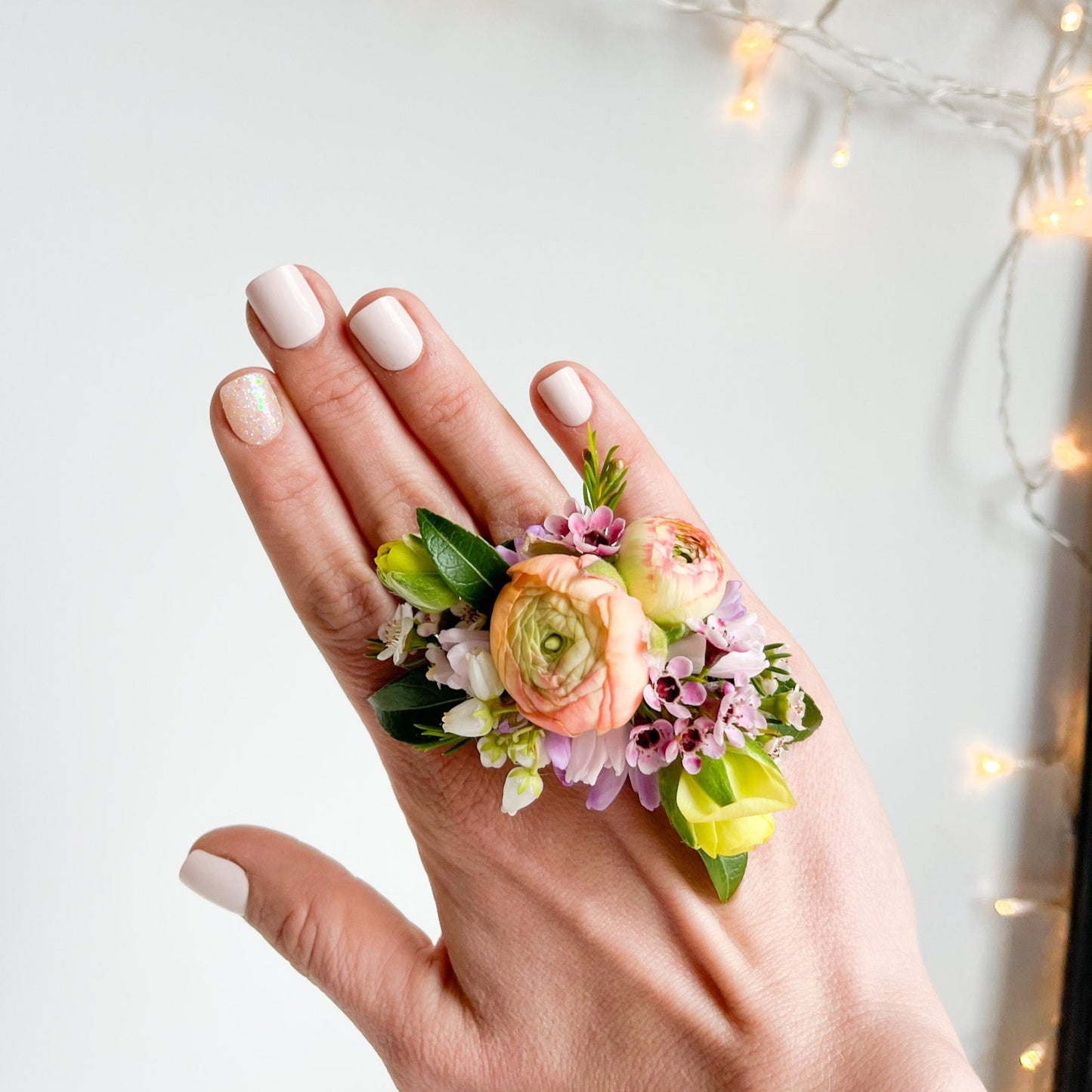 Personals // Corsages + Boutonnieres