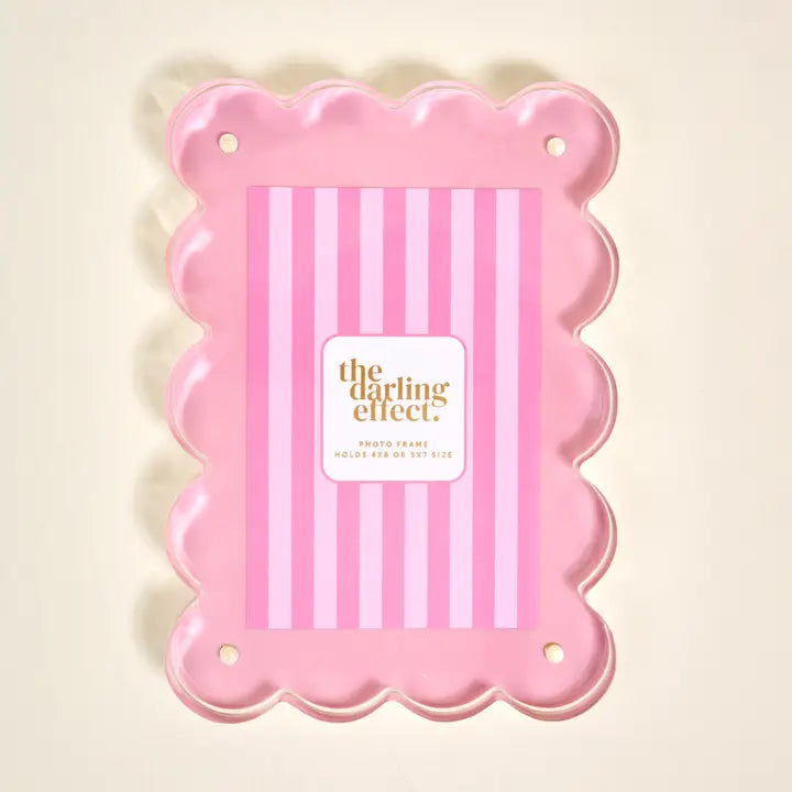FIORI & FERN Scalloped Acrylic Frame - Thumbnail 2