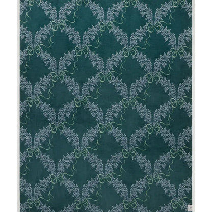 ChappyWrap Boxwood Wreaths Blanket