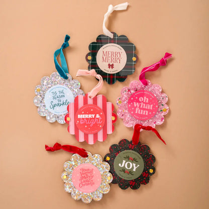 Scalloped Round Picture Frame