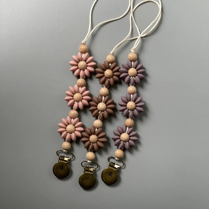 Grande Ara Pacifier & Toy Clip