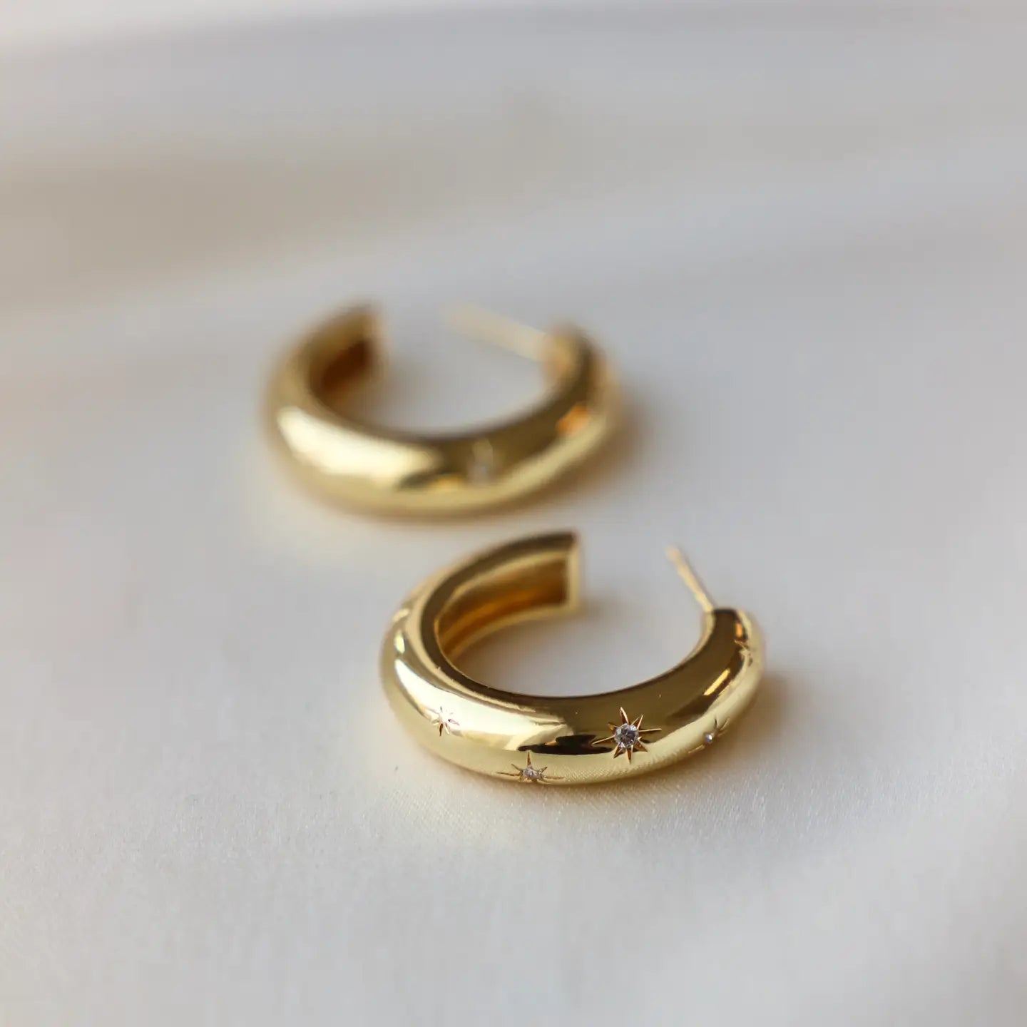 Meredith Cz Star Thick Hoop