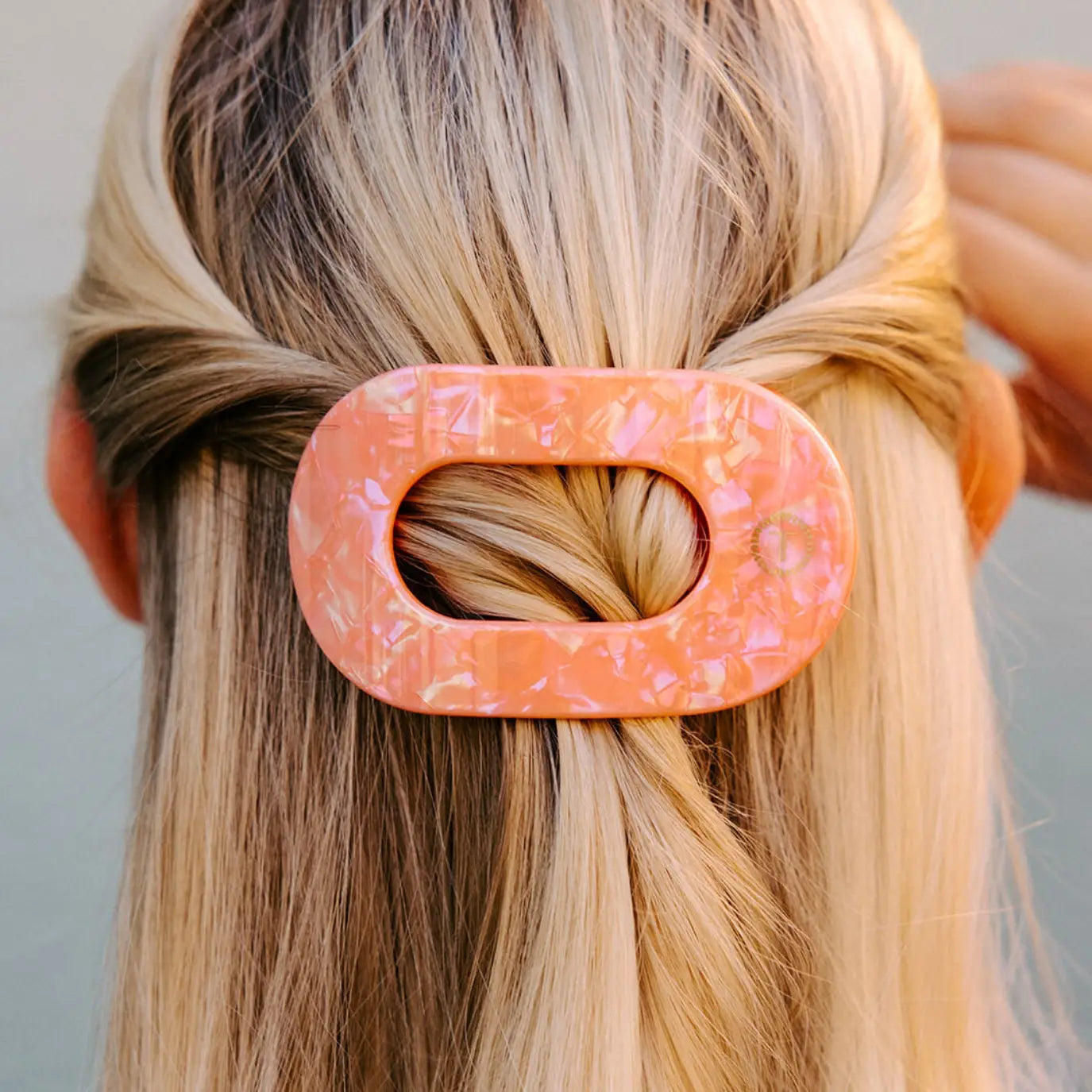 Teleties Round Flat Hair Clip | Medium
