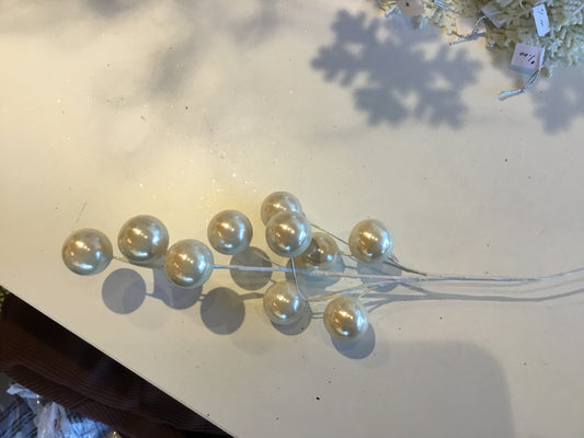 Pearl bobble stick