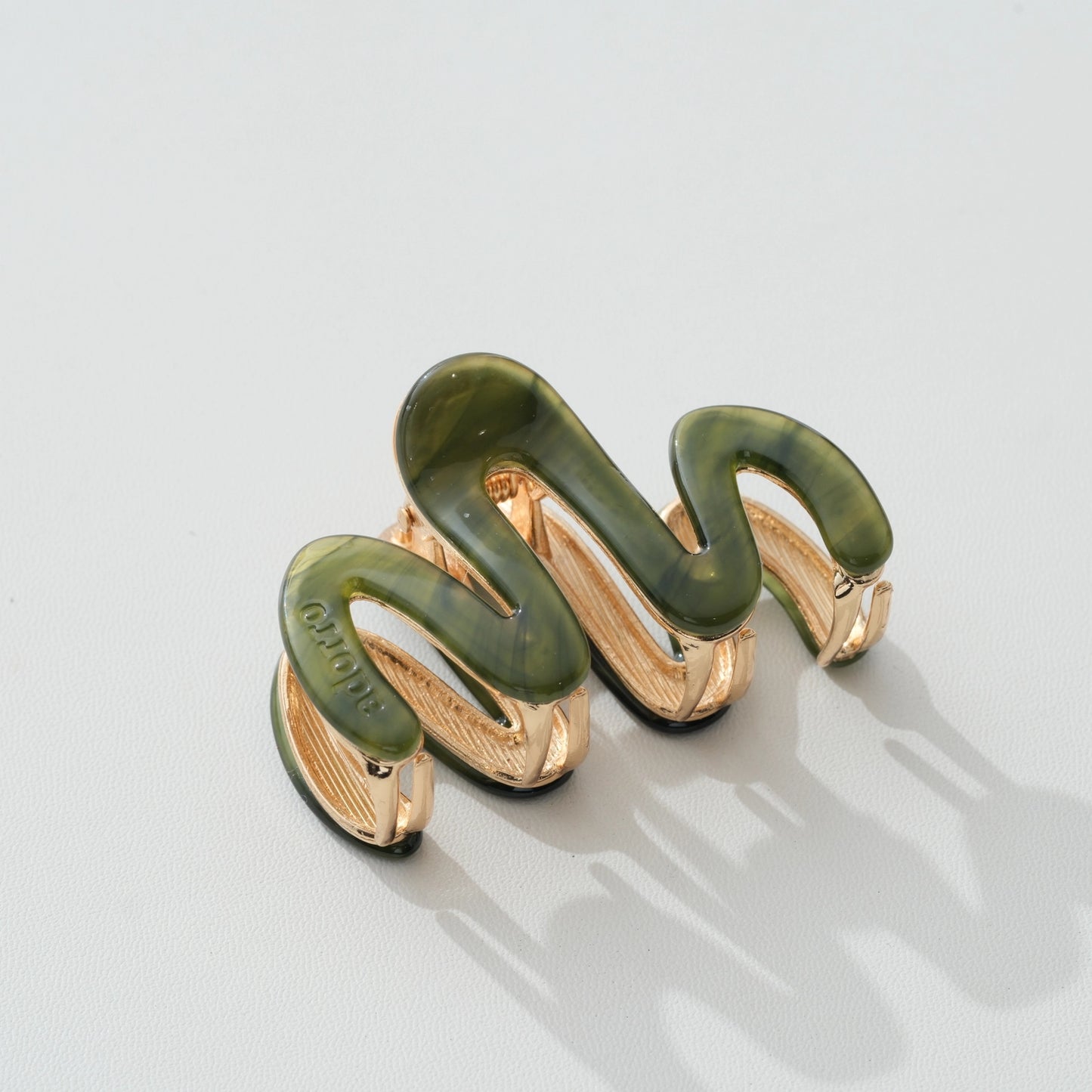 Willow Vintage Mini Squiggle Metal Claw Clip