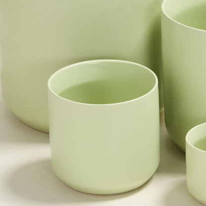 Spring Kendall Pot