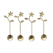 Load image into Gallery viewer, Clematis Floral Spoon Set
