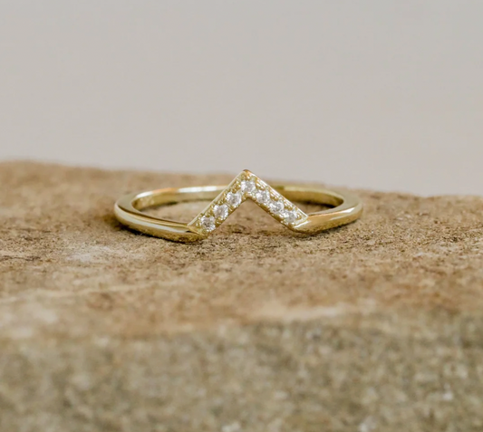 Jaxkelly Lambda V shaped studded stacking ring shown