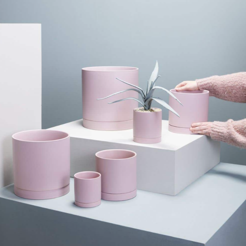 Lilac Pot displayed in 3 sizes 