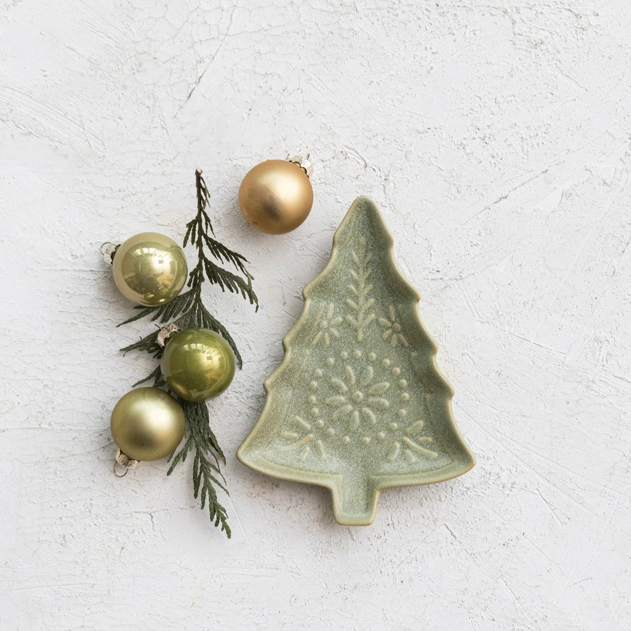 Green Stoneware Tree Shaped Plate