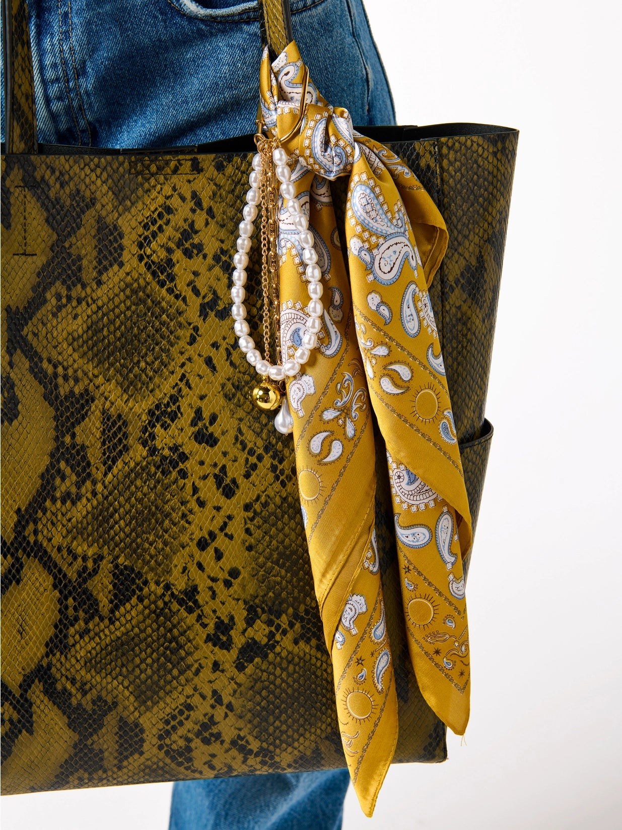 Wyatt Assorted Scarves