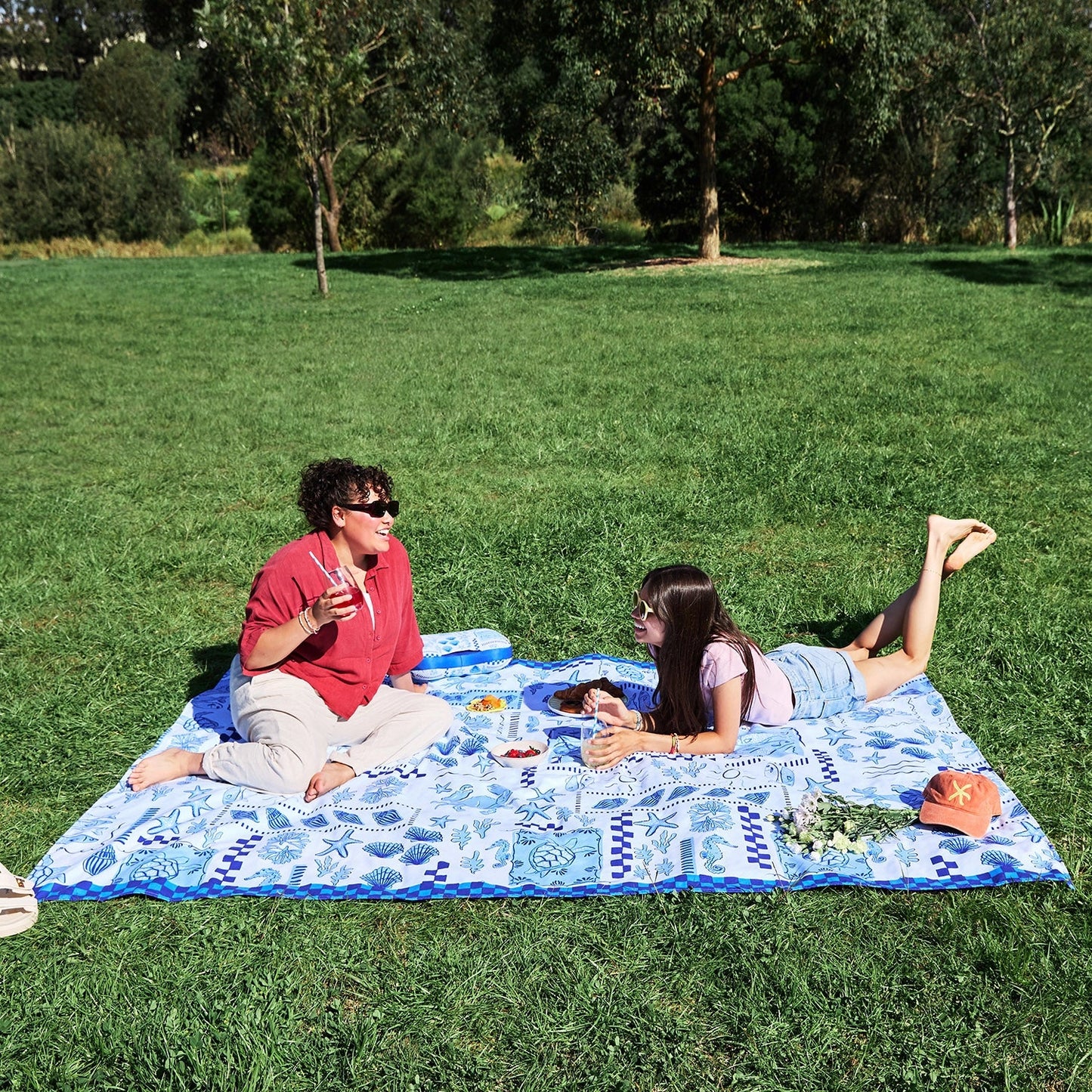 Dock & Bay Picnic Blankets