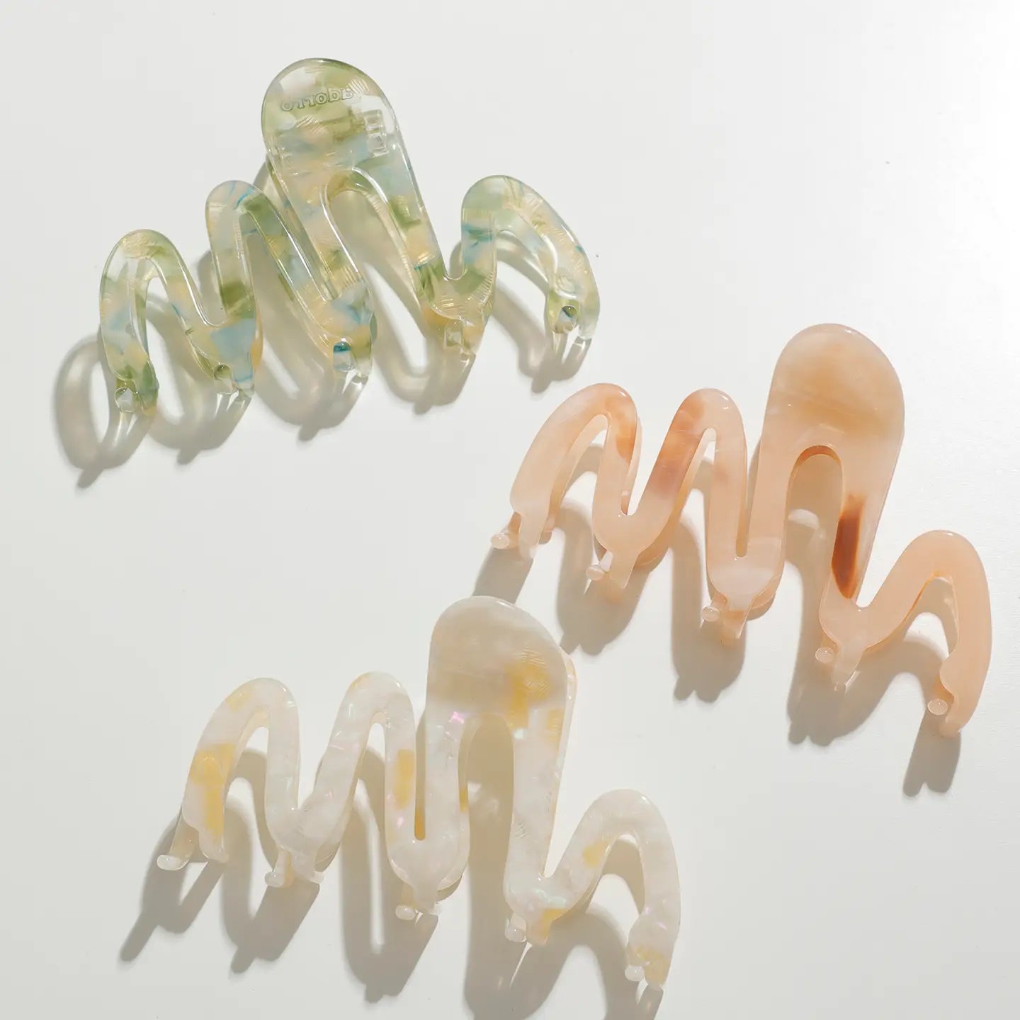 Willow Garden Squiggle Claw Clip