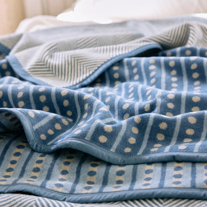 ChappyWrap Beach Pebble Cornflower Blanket