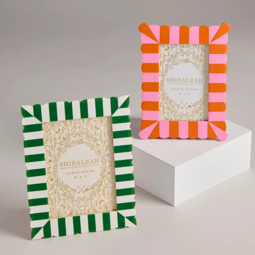 Viva Cut Edge Picture Frame