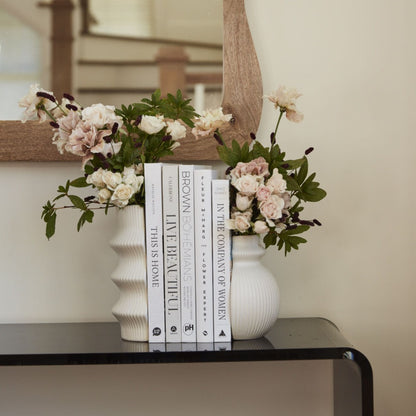 Claude Vase Bookend