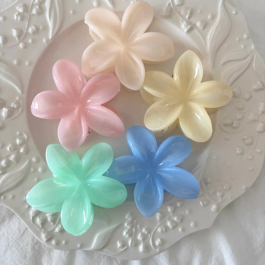 Avani Jelly Glossy Flower Hair Clip