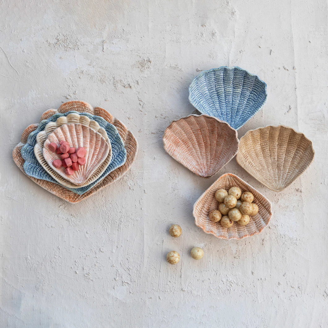 Painted Shell Shaped Dish Set