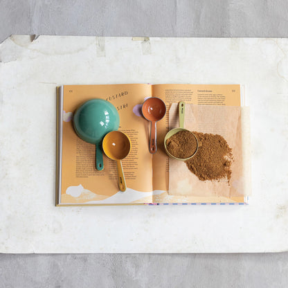 Bistro Enameled Measuring Cups