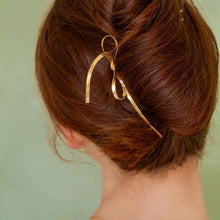 Load image into Gallery viewer, Avery Bow Hair Pin
