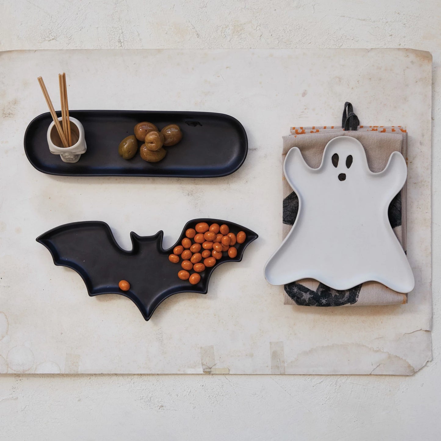 Stoneware Ghost Plate