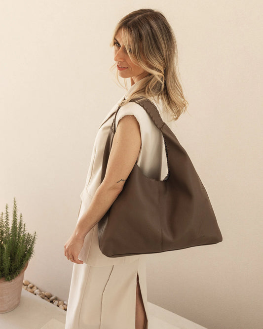 Avery Shoulder Bag