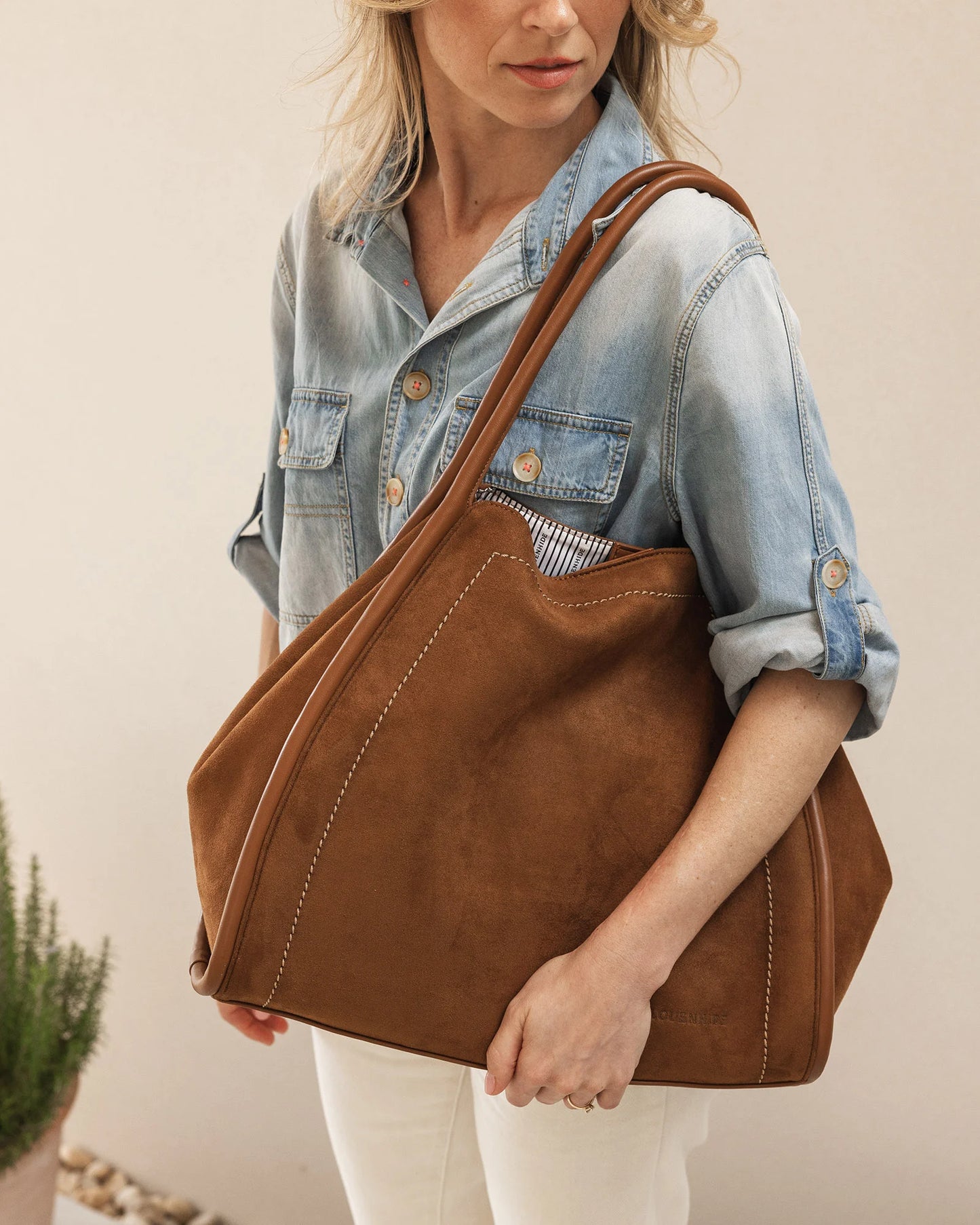 Sutton Shoulder Bag