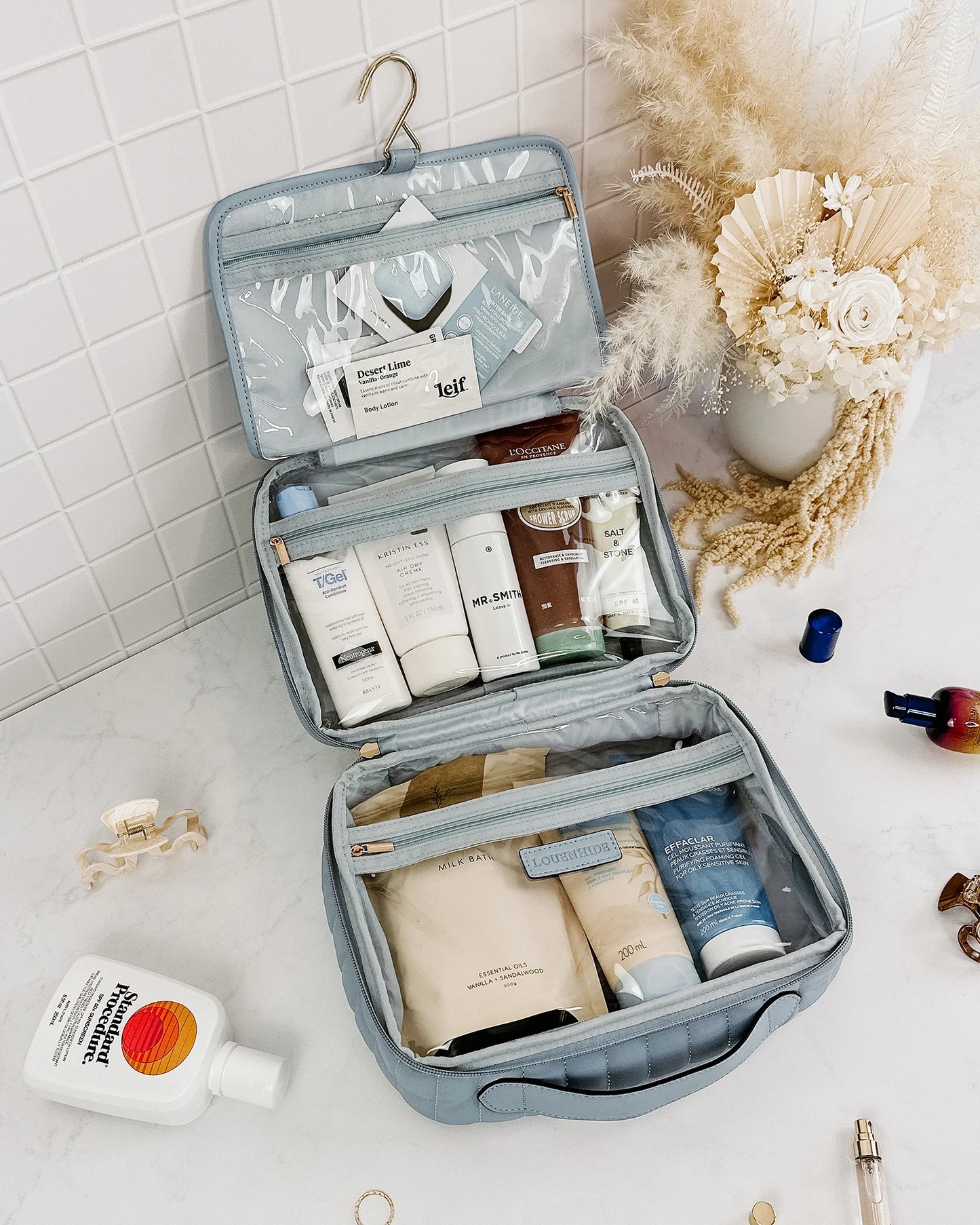 Maggie Hanging Toiletry Case