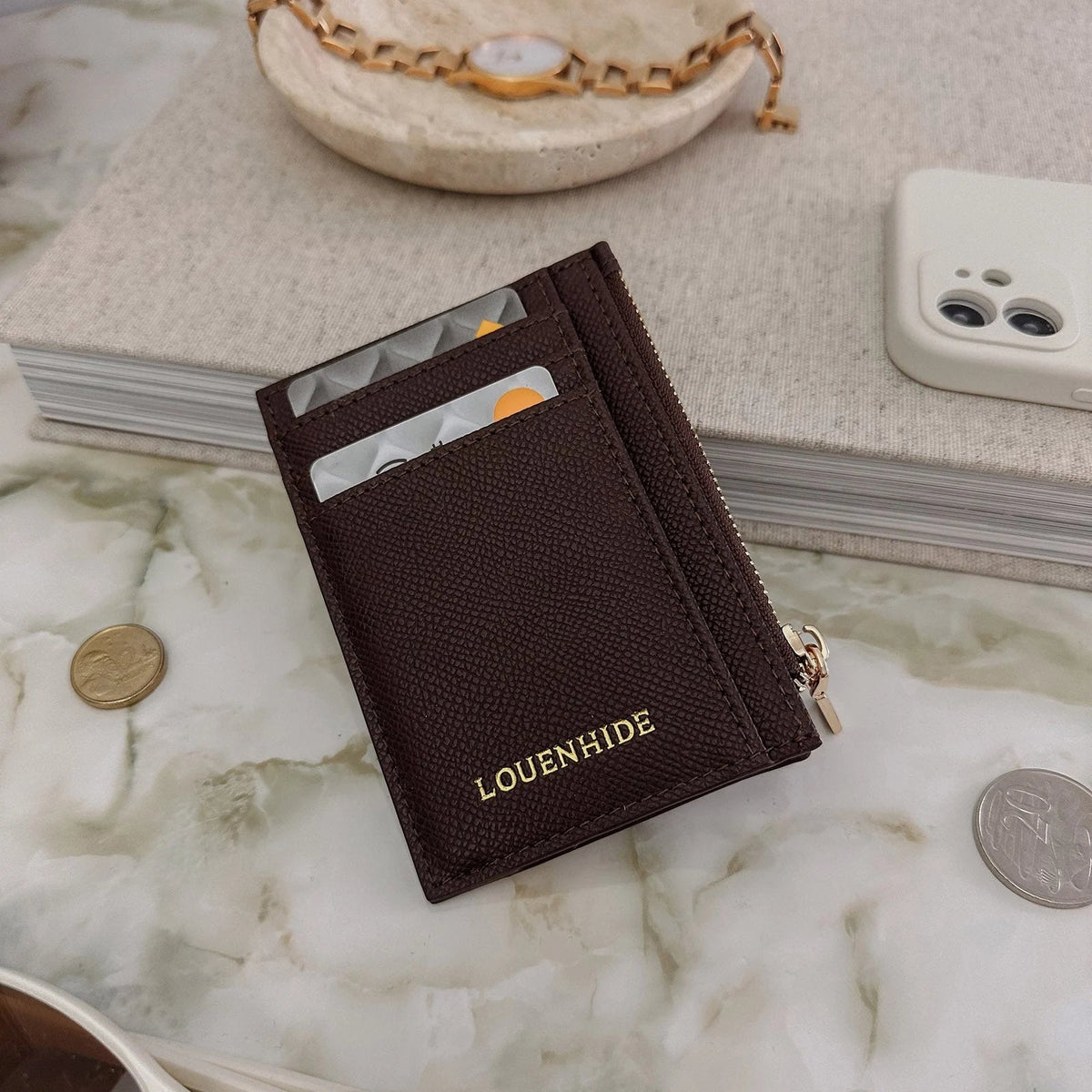 Cara Cardholder