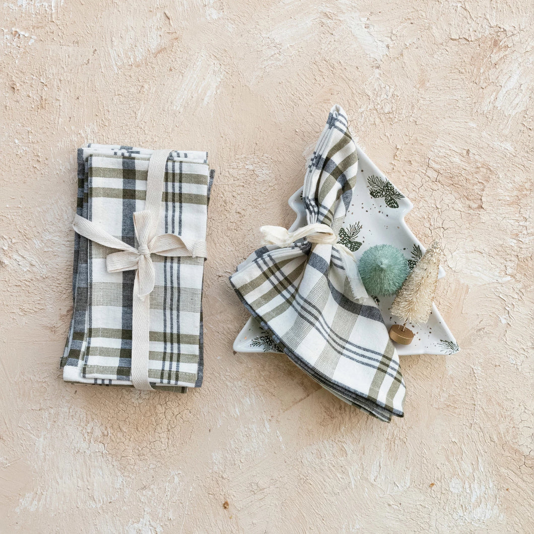 Charming Green Plaid Printed Napkin Set