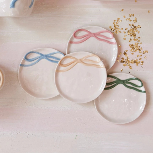 Small Stoneware Plates with a Bow