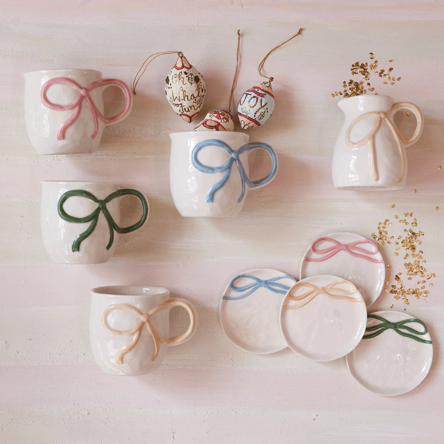 Small Stoneware Plates with a Bow