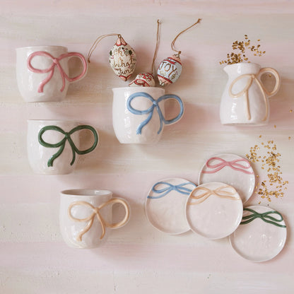 Small Stoneware Plates with a Bow