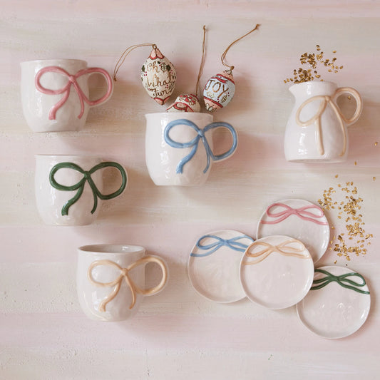 Stoneware Mug with a Bow