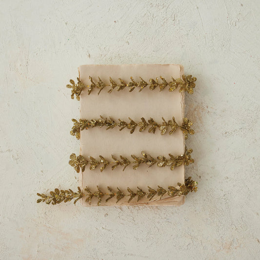 Glittering Gold Boxwood Garland