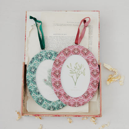 Photo Frame Ornament with Velvet Ribbon