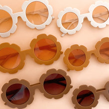 Load image into Gallery viewer, Mama + Me Flower Sunnies
