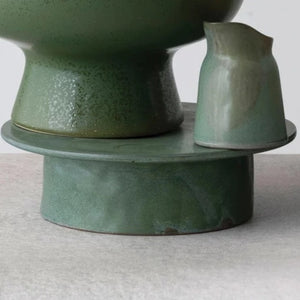 Emerald Pedestal