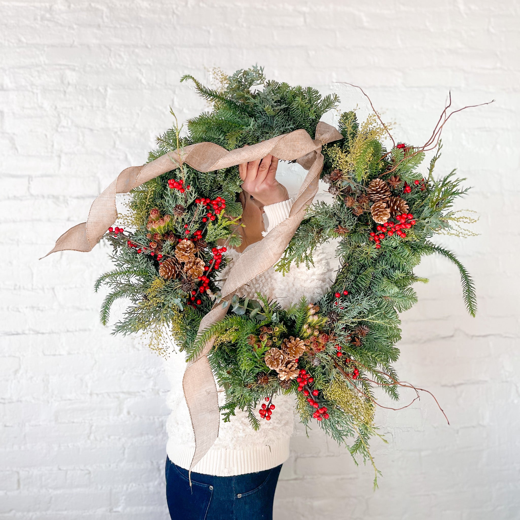 Where to Buy Fresh Christmas Wreaths & Greenery - Alpha Fern