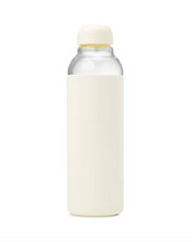 Load image into Gallery viewer, Porter Water Bottle in Cream
