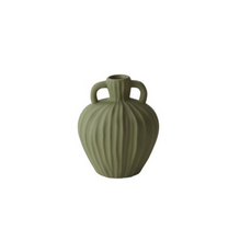 Load image into Gallery viewer, Thayer Vase Collection
