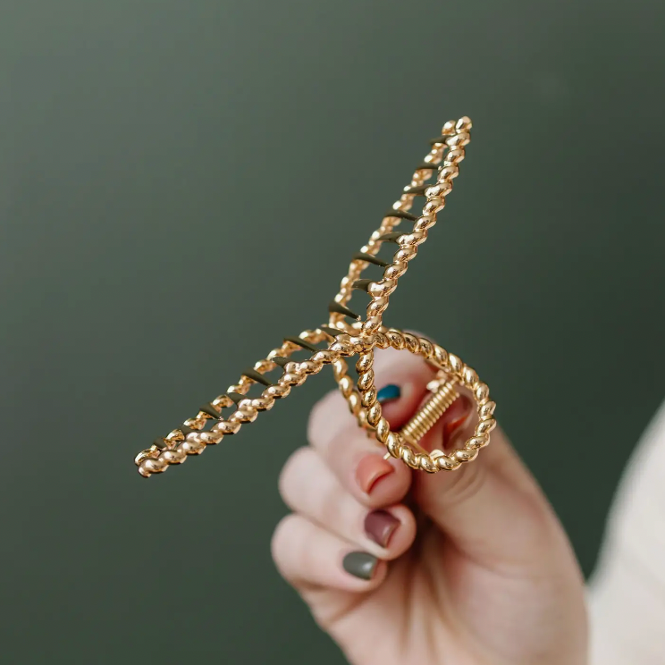 Twisted Gold Hair Claw